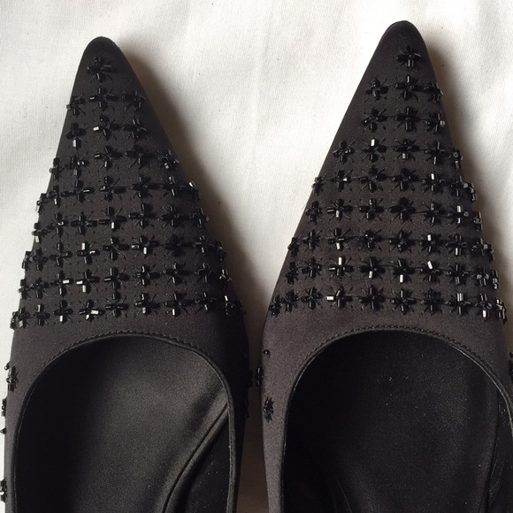 Black Nina Beaded Point Toe Sling-Back Heel Pumps - Picture 5 of 5